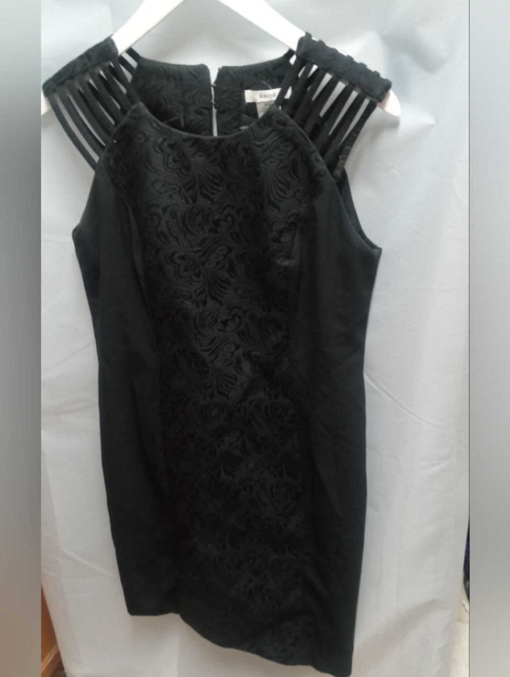Esley Matelasse Black Brocade Strappy 73% Cotton Cocktail Dress- Size: Large